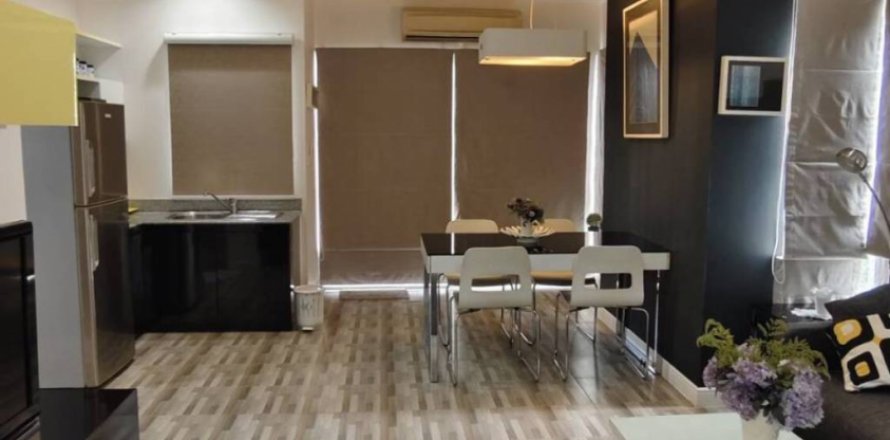 Condo à Chatuchak, Bangkok, Thaïlande, 2 chambres  № 144650