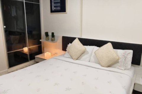 Condo à Chatuchak, Bangkok, Thaïlande, 2 chambres  № 144650 - photo 7