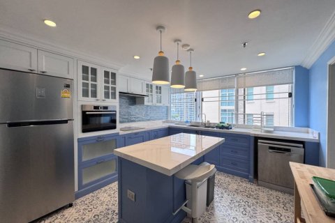 Condominio de 3 dormitorios en Bangkok, Tailandia № 144651 - foto 9