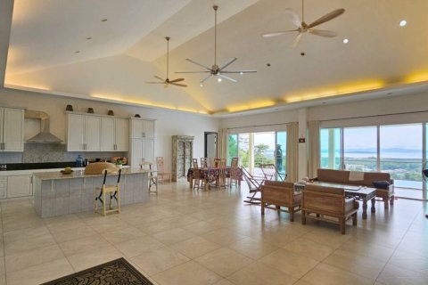 Chalet de 6 dormitorios en Phuket, Tailandia № 144653 - foto 6