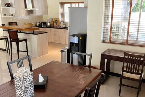 Chalet de 3 dormitorios en Kathu, Tailandia № 144652 - foto 7