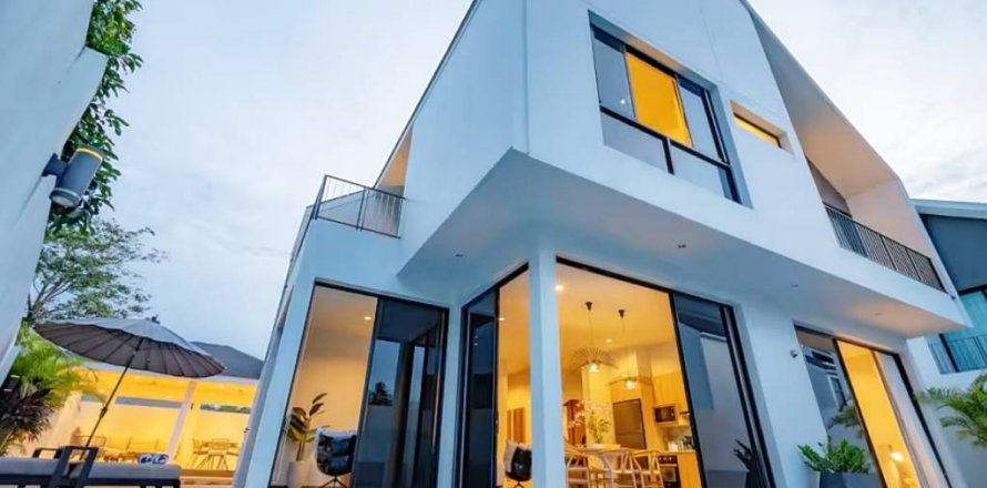 Chalet de 4 dormitorios en Phuket, Tailandia № 144655