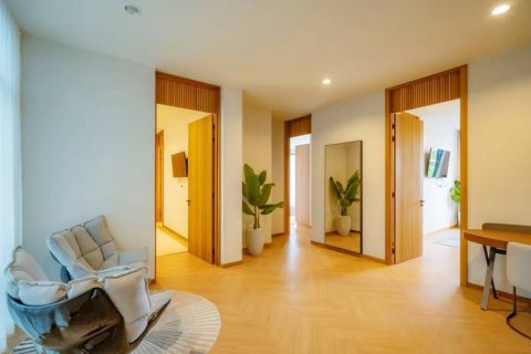Chalet de 4 dormitorios en Phuket, Tailandia № 144655 - foto 8