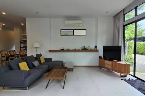 Chalet de 3 dormitorios en Phuket, Tailandia № 144656 - foto 5