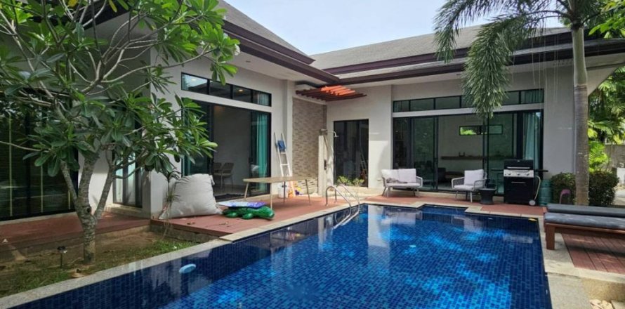 Chalet de 3 dormitorios en Phuket, Tailandia № 144656