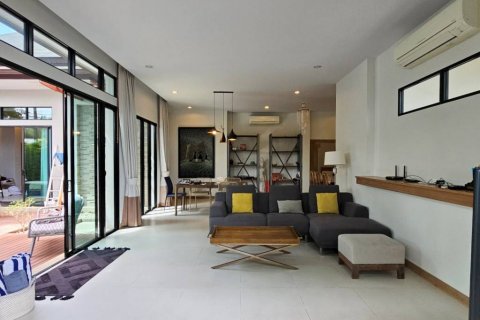 Chalet de 3 dormitorios en Phuket, Tailandia № 144656 - foto 4