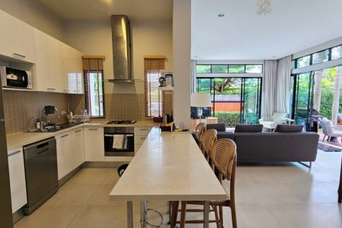 Chalet de 3 dormitorios en Phuket, Tailandia № 144656 - foto 9