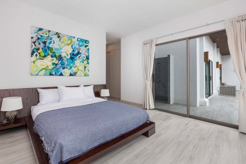 Haus in Phuket, Thailand 4 Schlafzimmer № 68491 - Foto 9