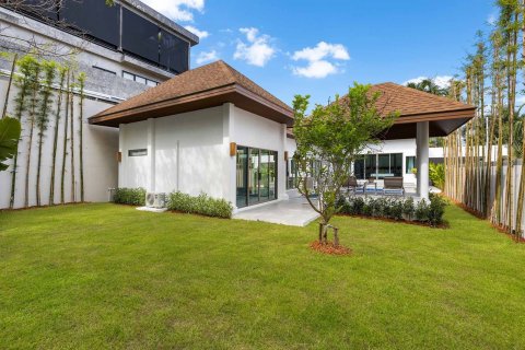 Haus in Phuket, Thailand 4 Schlafzimmer № 68491 - Foto 19