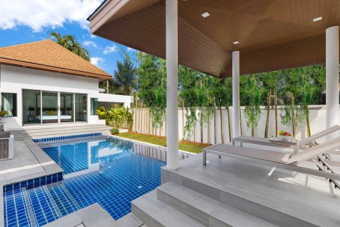 Haus in Phuket, Thailand 4 Schlafzimmer № 68491 - Foto 18