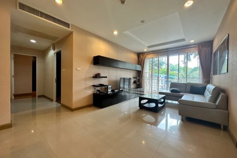 Condo in Bangkok, Thailand, 2 bedrooms  № 68490