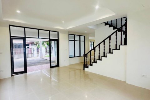 Casa de 3 dormitorios en Phuket, Tailandia № 120208 - foto 6