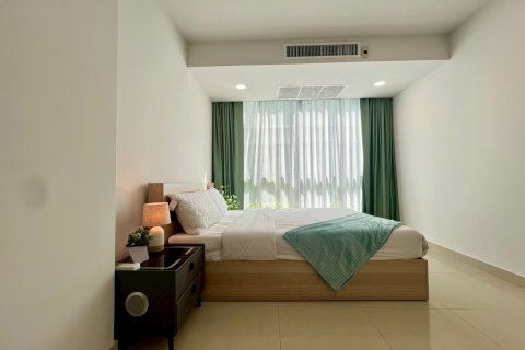Apartamento de 5 habitaciones en Pattaya, Tailandia № 173906 - foto 13
