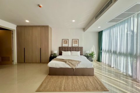 Apartamento de 5 habitaciones en Pattaya, Tailandia № 173906 - foto 9