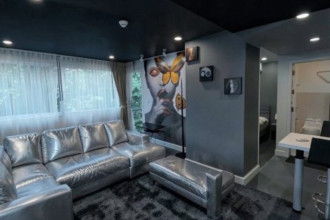 Apartamento de 2 habitaciones en Pattaya, Tailandia № 173903 - foto 4