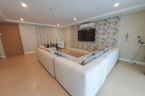 Condominio de 2 dormitorios en Pattaya, Tailandia № 157444 - foto 9
