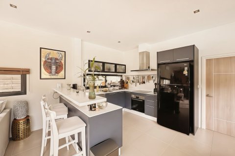 Casa de 4 dormitorios en Ko Samui, Tailandia № 157442 - foto 6