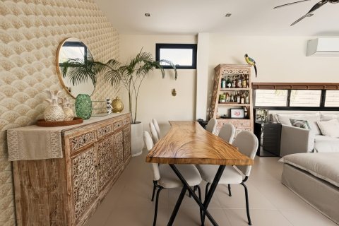 Casa de 4 dormitorios en Ko Samui, Tailandia № 157442 - foto 8