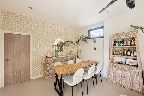Casa de 4 dormitorios en Ko Samui, Tailandia № 157442 - foto 7