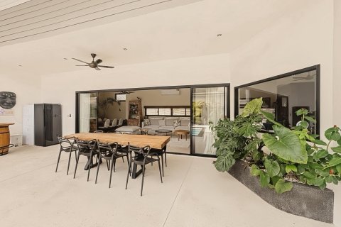 Casa de 4 dormitorios en Ko Samui, Tailandia № 157442 - foto 16