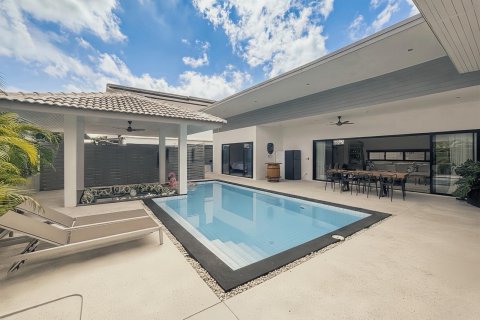 Casa de 4 dormitorios en Ko Samui, Tailandia № 157442 - foto 3