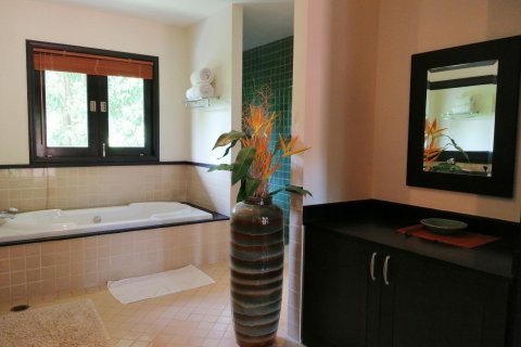 Casa de 4 dormitorios en Bang Tao, Tailandia № 3726 - foto 16