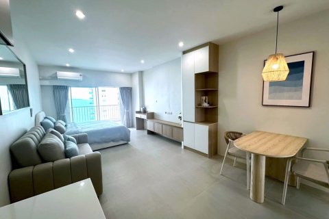 Apartamento de 2 habitaciones en Pattaya, Tailandia № 234124