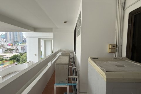 Кондоминиум с 2 спальнями в Клонг Тоэй, Бангкок, Таиланд № 201254 - фото 4