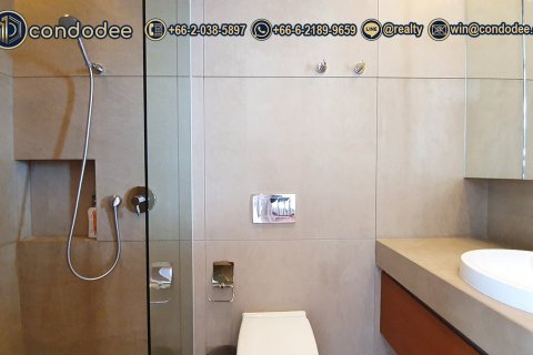 Condo in Sathon, Bangkok, Thailand, 3 bedrooms  № 201256 - photo 2