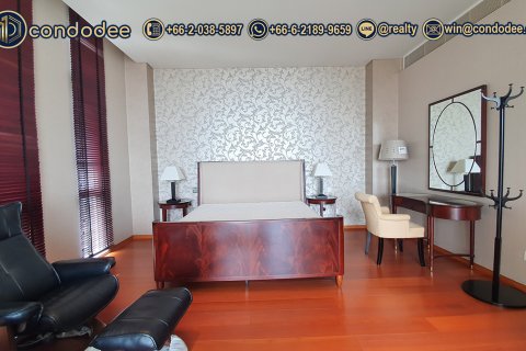 Condo in Sathon, Bangkok, Thailand, 3 bedrooms  № 201256 - photo 15