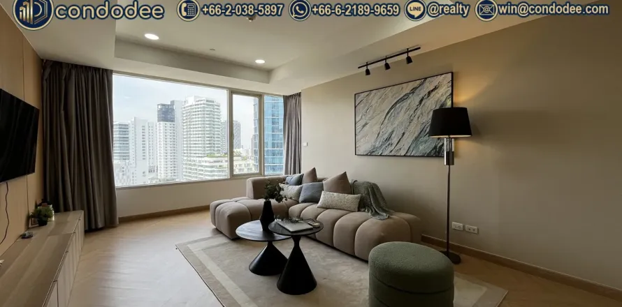 Condo in Watthana, Bangkok, Thailand, 2 bedrooms  № 201257