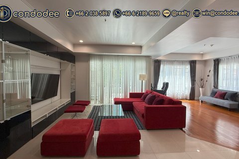 Condominio de 2 dormitorios en Watthana, Bangkok, Tailandia № 201253 - foto 8