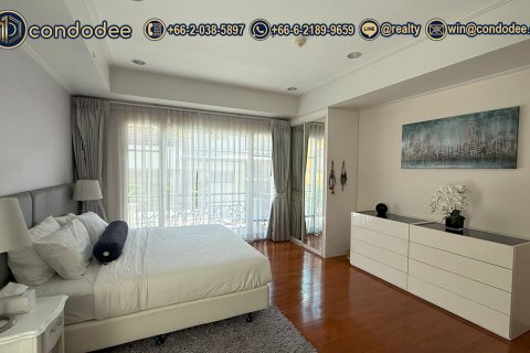 Condominio de 2 dormitorios en Watthana, Bangkok, Tailandia № 201253 - foto 13