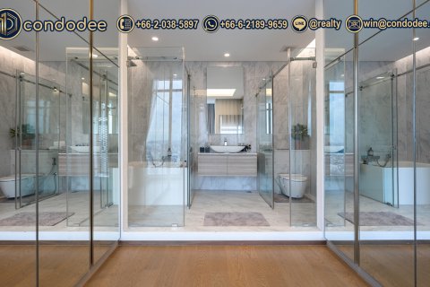 Condo in Bangkok, Thailand, 3 bedrooms № 201258 - photo 7