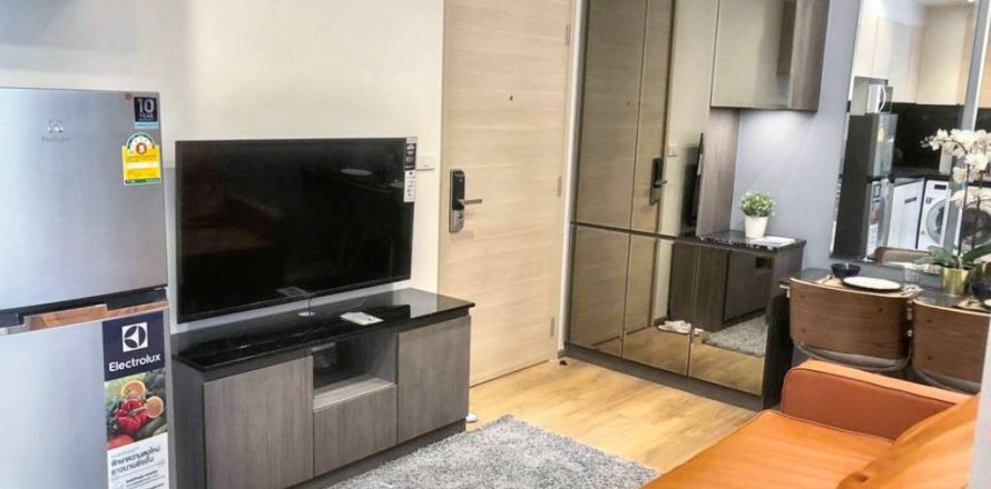 Condominio de 1 dormitorio en Khlong Toei, Bangkok, Tailandia № 115171