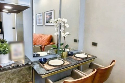 Condominio de 1 dormitorio en Khlong Toei, Bangkok, Tailandia № 115171 - foto 2