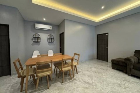 Casa de 3 dormitorios en Pattaya, Tailandia № 115169 - foto 5