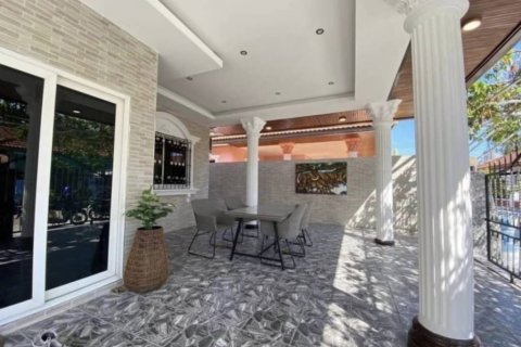 Haus in Pattaya, Thailand 3 Schlafzimmer № 115169