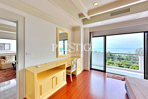 Condo à Pattaya, Thaïlande, 3 chambres № 198314 - photo 15