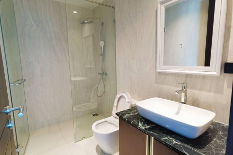 Condominio de 3 dormitorios en Bangkok, Tailandia № 180485 - foto 18
