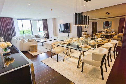 Condo in Bangkok, Thailand, 3 bedrooms № 180485