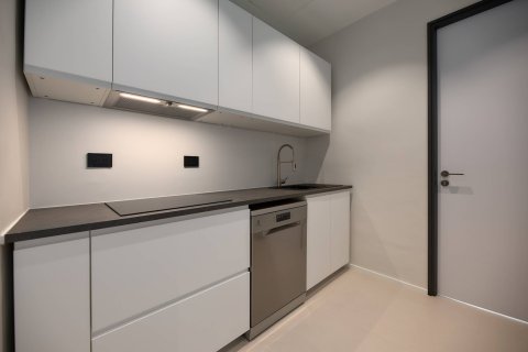 Ático de 3 dormitorios en Bangkok, Tailandia № 180490 - foto 27