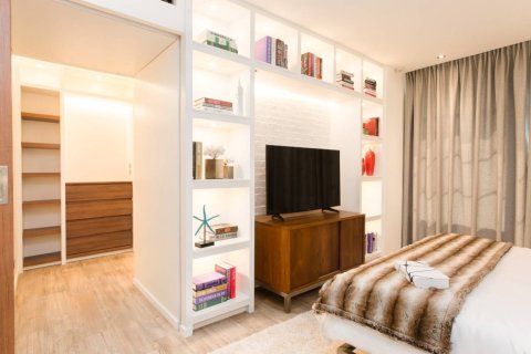 Condominio de 4 dormitorios en Bangkok, Tailandia № 180491 - foto 11