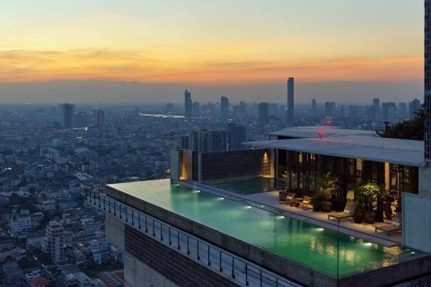 Ático de 4 dormitorios en Bangkok, Tailandia № 180486 - foto 24