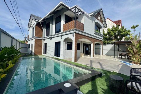 Villa in Pattaya, Thailand 5 Schlafzimmer № 153802