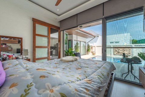 Chalet de 3 dormitorios en Phuket, Tailandia № 145143 - foto 21