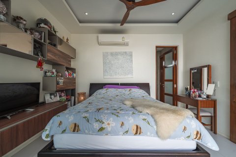 Chalet de 3 dormitorios en Phuket, Tailandia № 145143 - foto 20