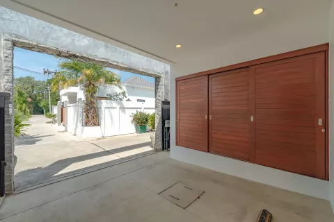 Chalet de 3 dormitorios en Phuket, Tailandia № 145143 - foto 28