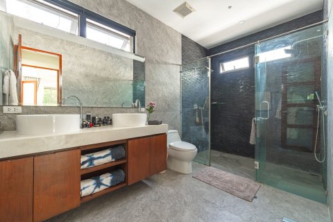 Chalet de 3 dormitorios en Phuket, Tailandia № 145143 - foto 24