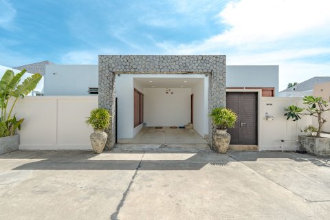 Chalet de 3 dormitorios en Phuket, Tailandia № 145143 - foto 26